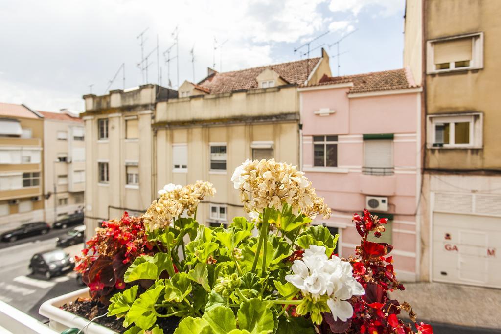 Calado Apartments Lisbon Bagian luar foto